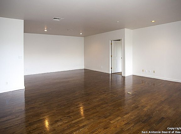 5th image of 200 PATTERSON #204A