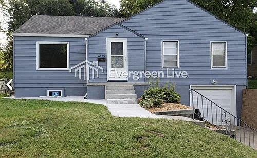 6713 N 35th St Photo 1