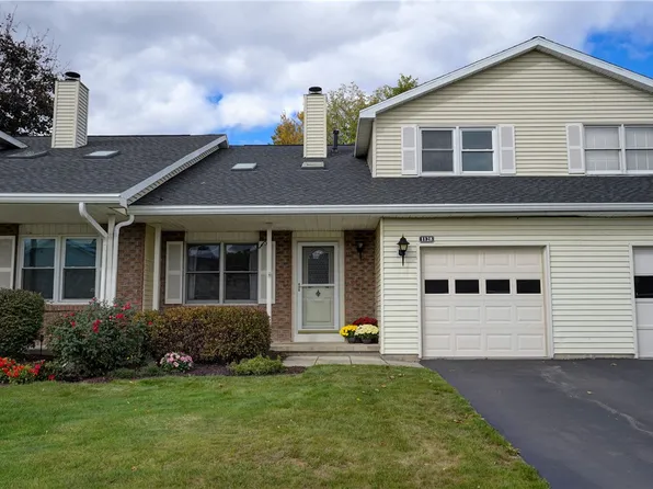 1128 Cunningham Dr, Victor, NY 14564