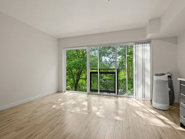 Contour Apartments — Photo 40