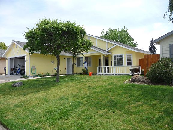 3rd image of 1265 Green Haven Dr