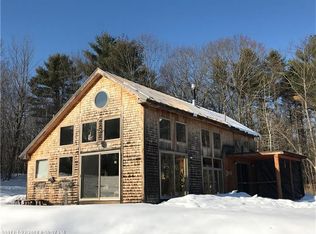 27 Lyon Ln, Augusta, ME 04330