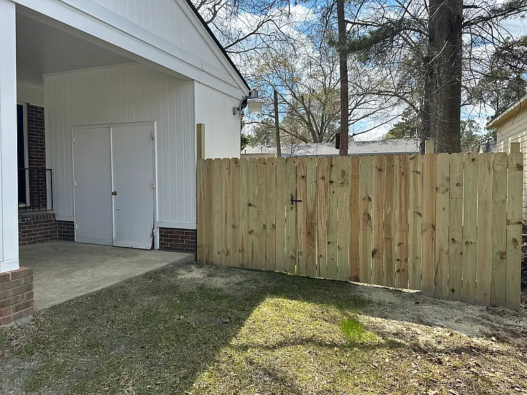 406 Kirkland Dr — Photo 8