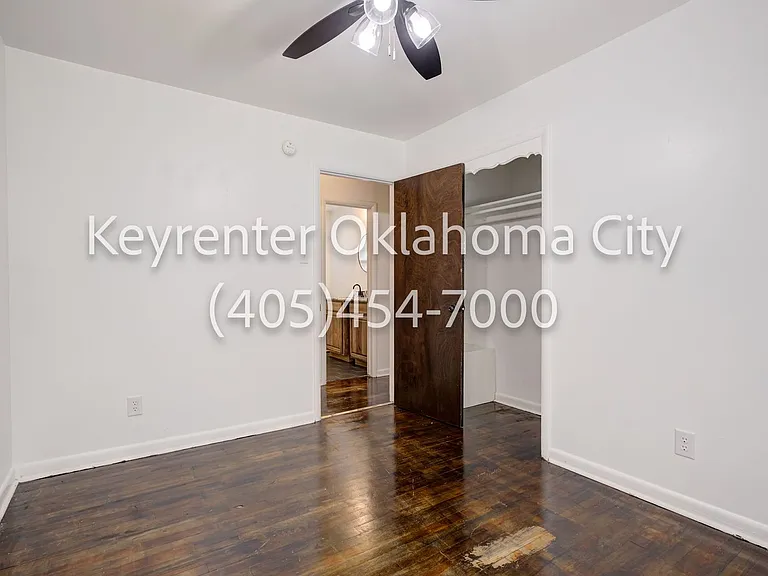 1524 Rowena Ln — Photo 20