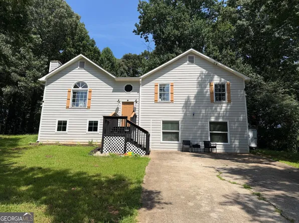 137 Landing Ln, Powder Springs, GA 30127