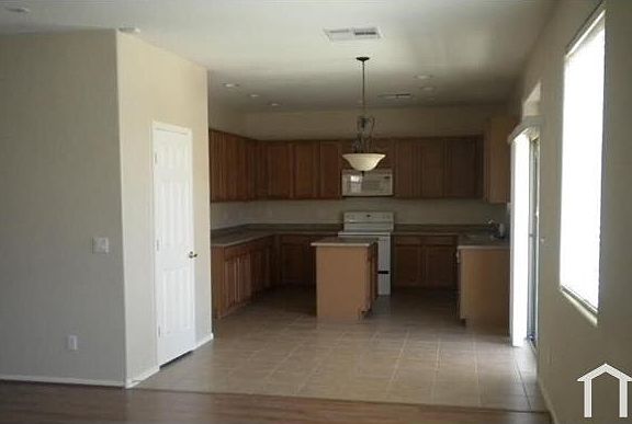 2nd image of 7229 W Saint Catherine Ave