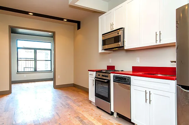 Rented by Nooklyn NYC LLC | media 11