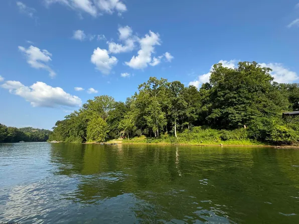 Harvest Dr, Fairmont, WV 26554