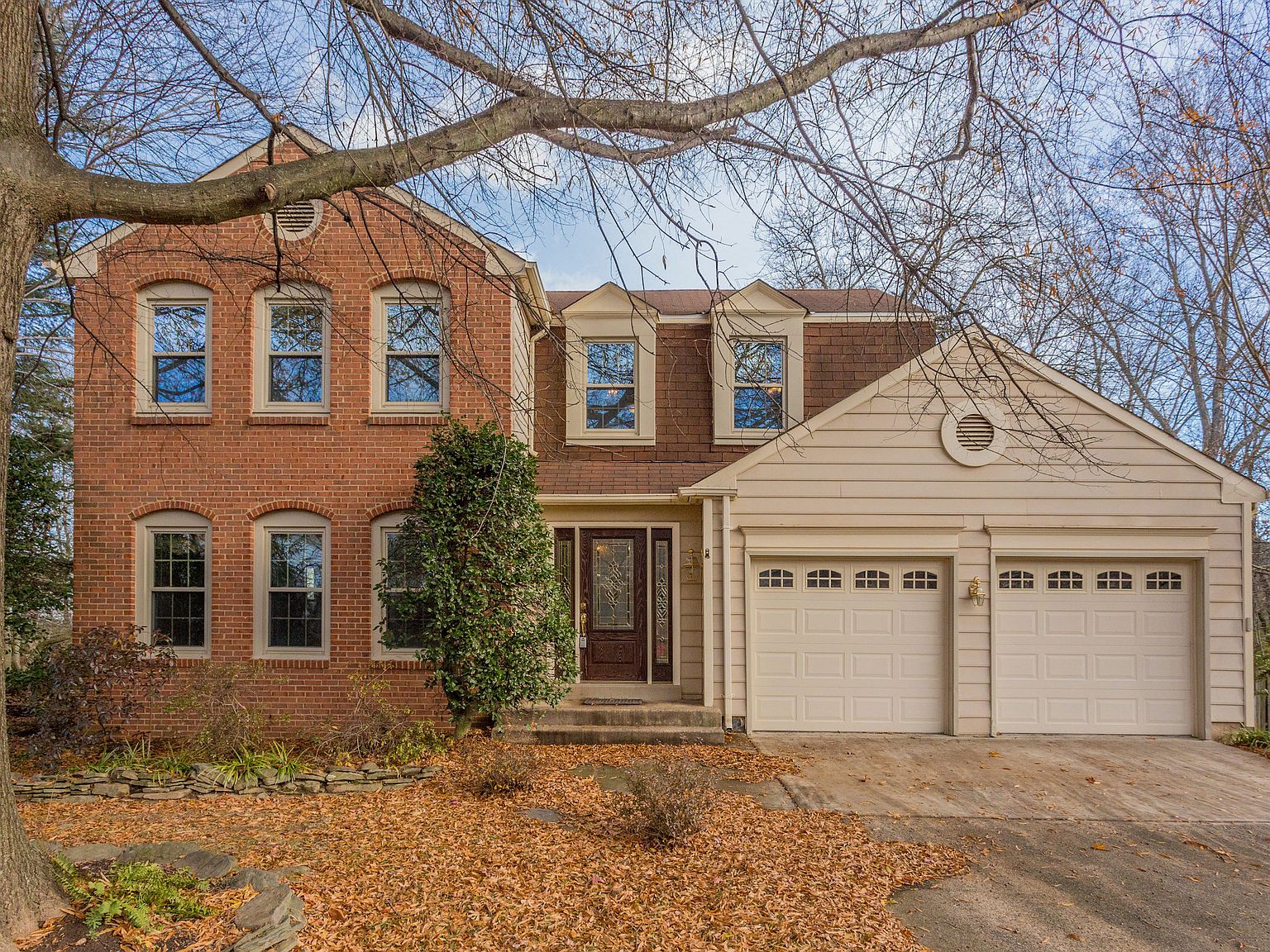 203 E St NE, Vienna, VA 22180 Zillow