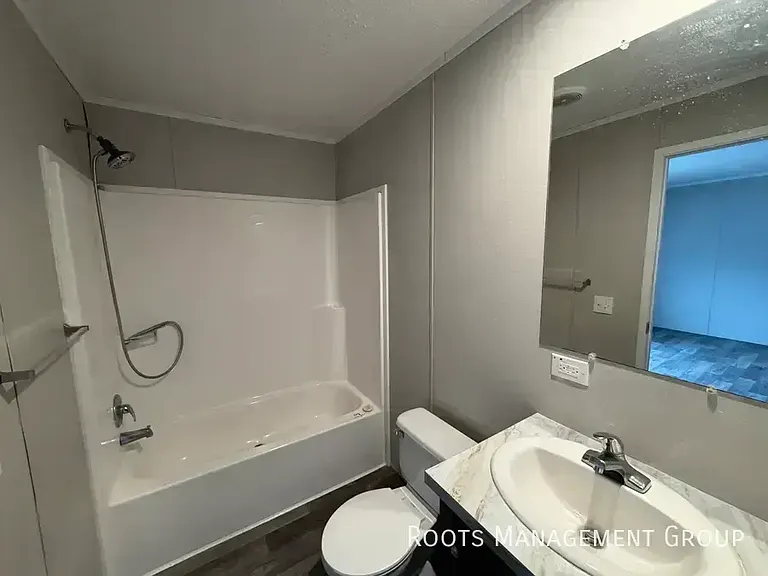 D3 Meadows Ct #D3 — Photo 19