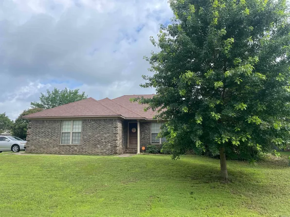 41 Eaglebrook Dr, Conway, AR 72032