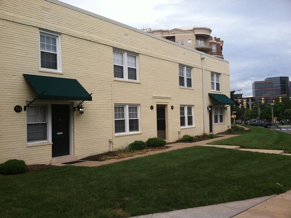 1st image of 736 N Oakland St #736