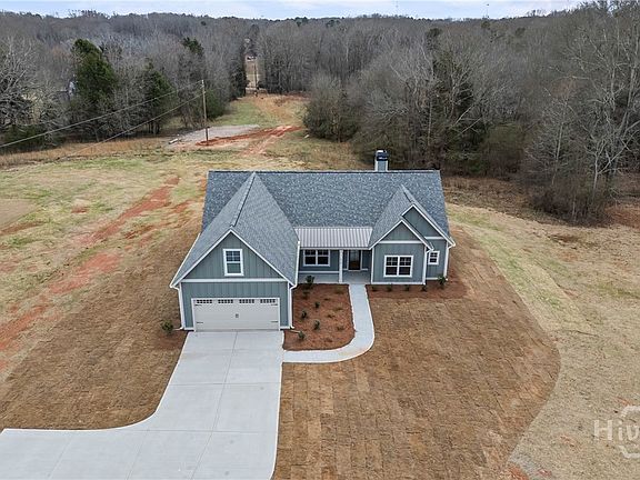 5th image of 570 Davis Road