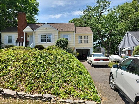 2nd image of 1716 Brookwood Dr