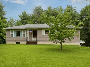 637 Sterling Rd, Lancaster, MA 01523