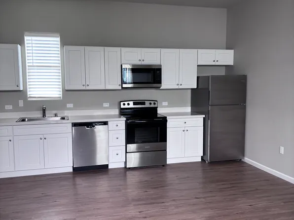 6010 E Sussex Way, Fresno, CA 93727