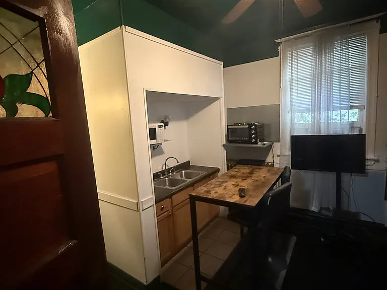 3930 N Paulina St #1R — Photo 3