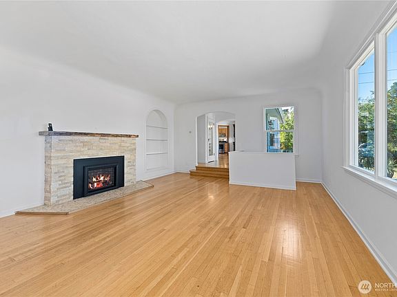 5th image of 380 C Street