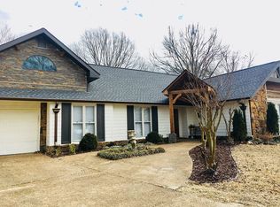 2066 Corbin Cv, Germantown, TN 38139