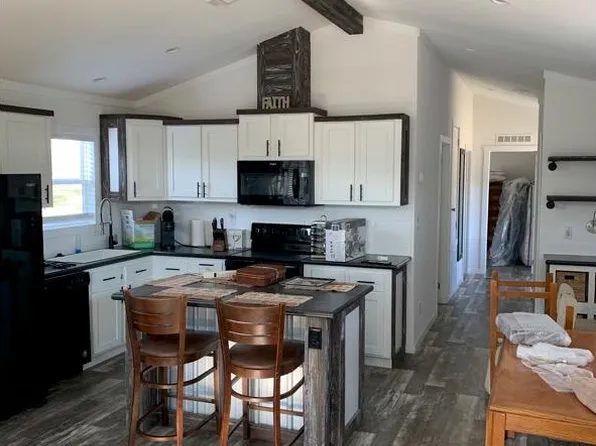 708A Town Creek Rd, Kerrville, TX 78028