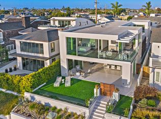 2204 Cliff Dr, Newport Beach, CA 92663