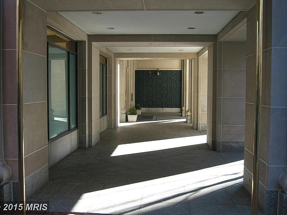 Residences Entrance Arcade