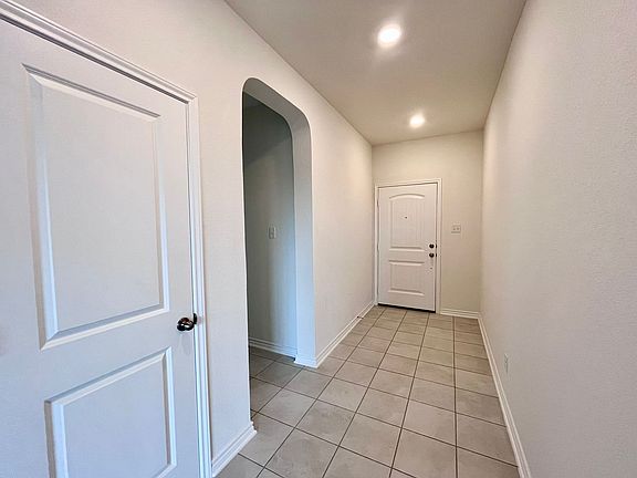 5th image of 5275 Wolf Bane Dr