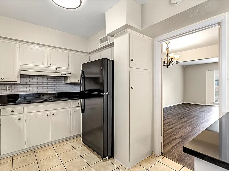 5835 E University Blvd #D — Photo 16
