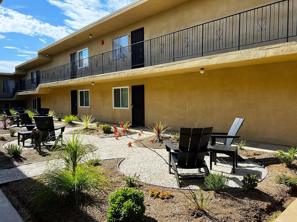 7791 Linda Vista Rd — Photo 2