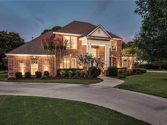 2nd image of 303 Timber Lake Way