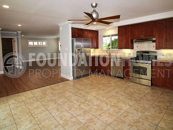 2nd image of 1080 Calle Paseo