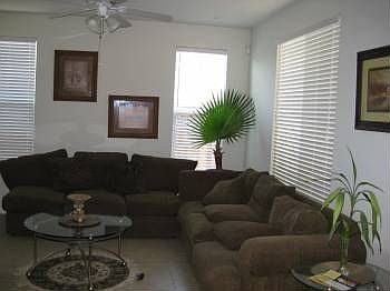 4th image of 89 W Casita Ln