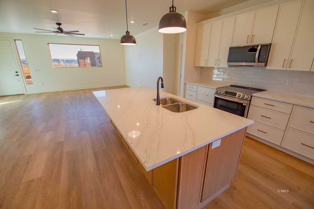 112 Schoppman Ln, PAGE, AZ - View 4