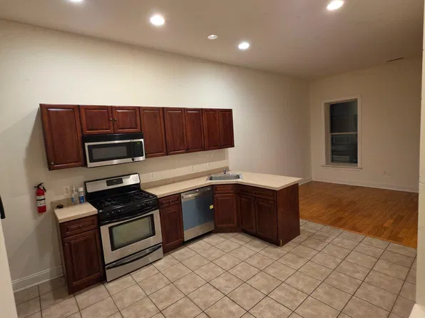 1951 N Gratz St Floor 2, Philadelphia, PA 19121
