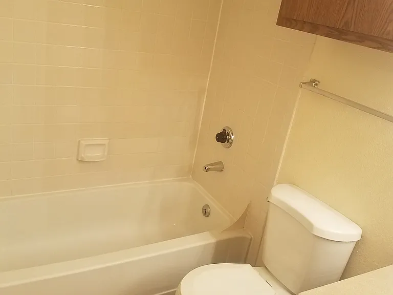 Quincy Ridge Apartments — Photo 70