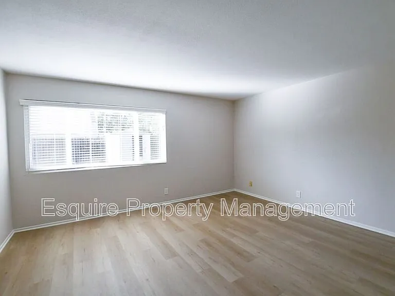 6129 Calle Arena — Photo 8