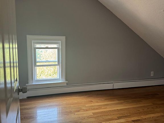 4th image of 272 Exchange St #2I