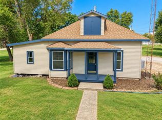 3735 Loretta Trl, Beloit, KS 67420