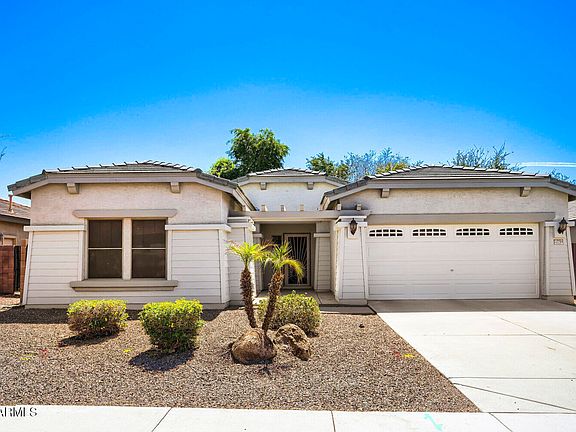 3rd image of 13759 W MONTEREY Way