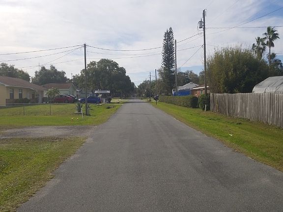 5th image of 4899 Sparrow Dr