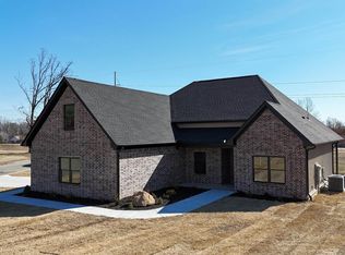 30 Echohawk Ln, Cabot, AR 72023