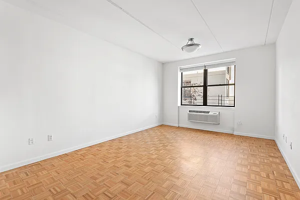 Rented by Compass | media 17