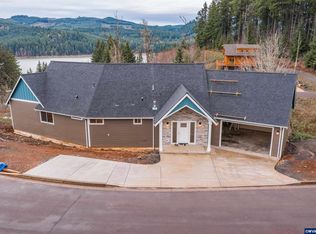 6328 Lakepointe Way, Sweet Home, OR 97386