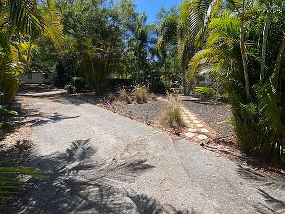 5th image of 4229 3rd Ave N