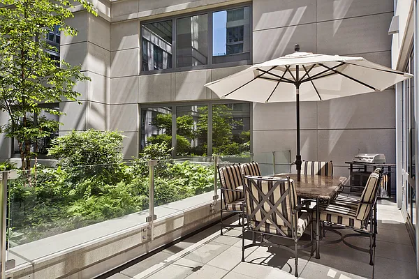 Sold by Nest Seekers International | media 3