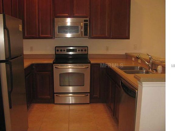 3rd image of 10278 Park Commons Dr