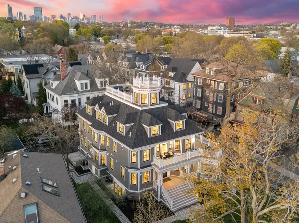 38 Spring Park Ave #3, Jamaica Plain, MA 02130