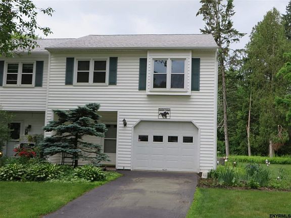 2nd image of 37 Clubhouse Dr