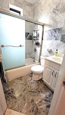 Rented by Oxford Property Group | media 6