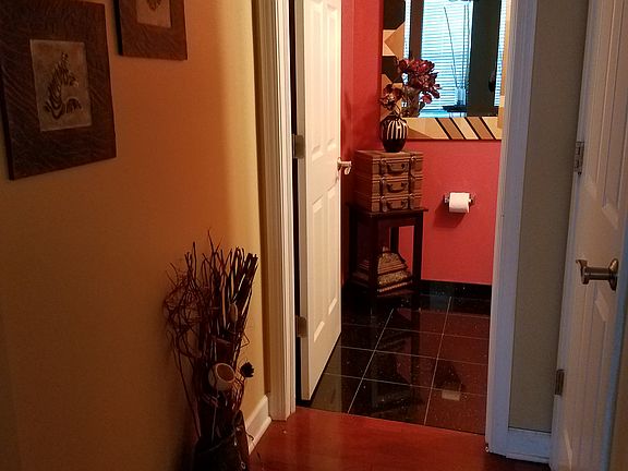 2nd image of 1430 Yellowstone Dr